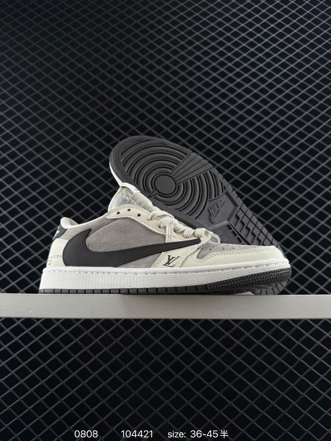 Travis Scott x Air Jordan 1 ” Reverse Mocha “